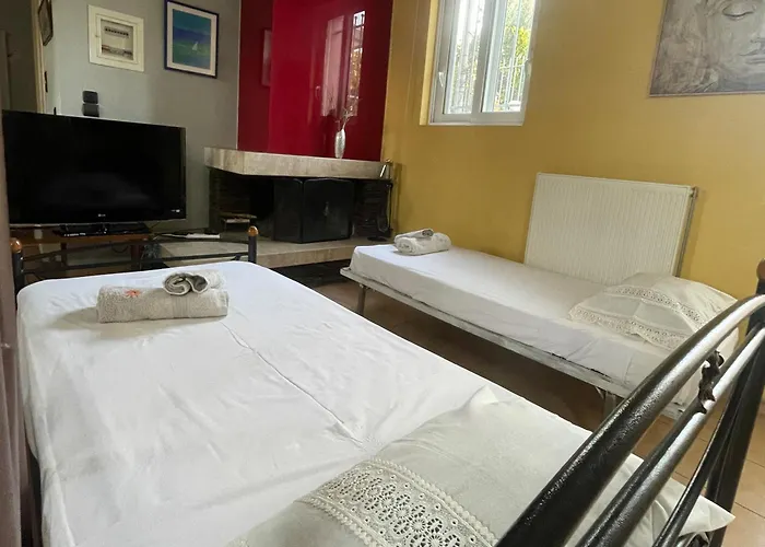 Апартаменты - Independent In Quiet Area *